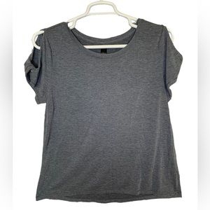 Yogalicious Women’s XL Shirt